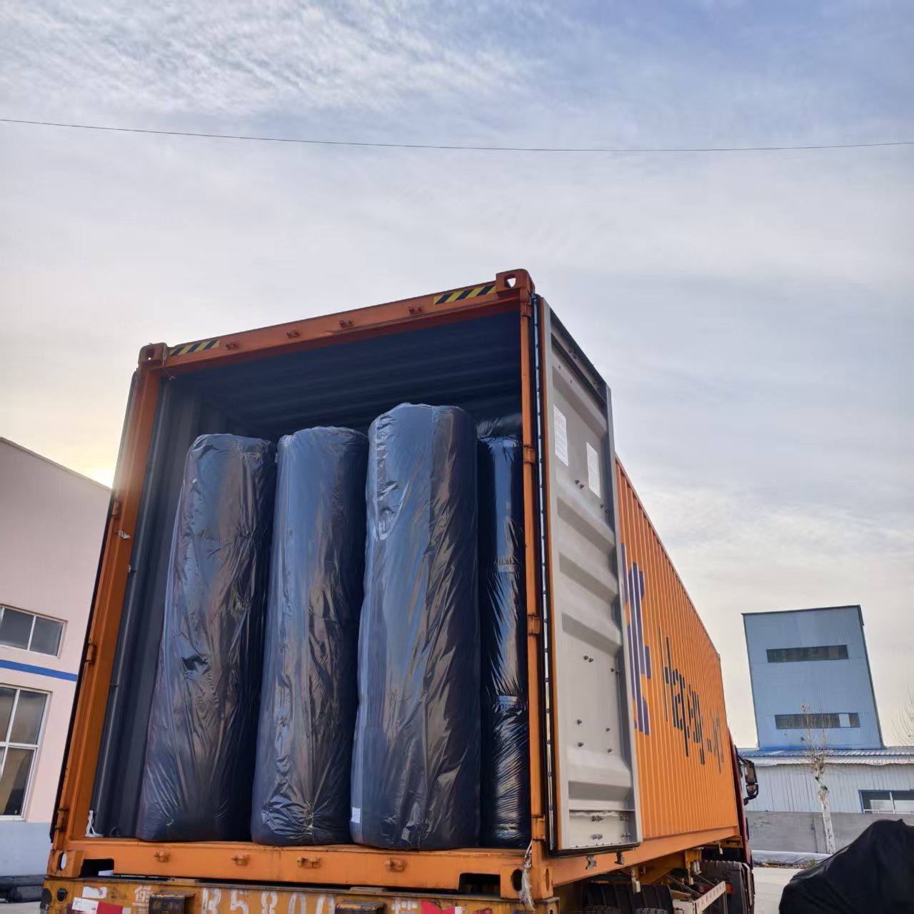 Global Shipping & Logistics 3